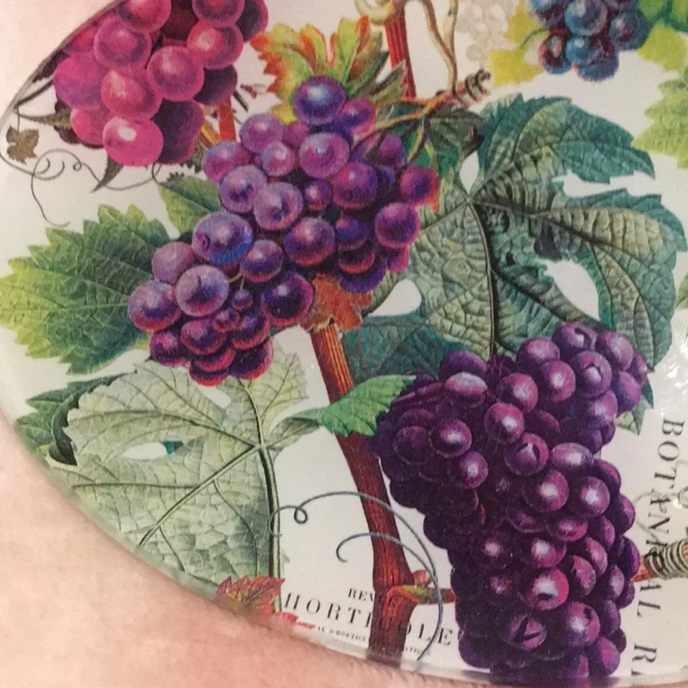 Botanical Grapes Floral Glass Oval Soap Trinket Dish NWT no box 5” X 6.25” - Picture 6 of 12